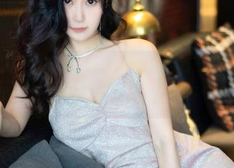 秀人网 – 哇，Zoe柚柚这足下风景真不一般，图包里全是无法抗拒的写照。