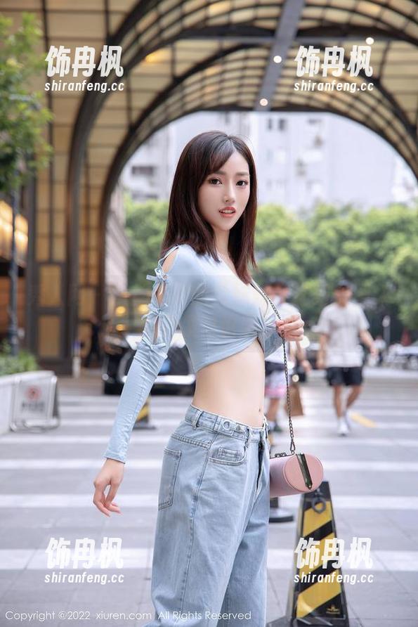 秀人网 - 蕾丝和你的兔妹妹：这组美图太能引发讨论啦！