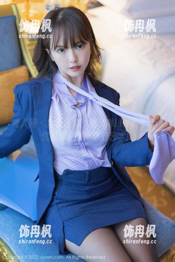 秀人网 - 全新图库！周琰琳LIN教你如何优雅地分享网袜的艺术！