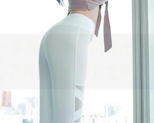 秀人网 – 李雅柔182CM的长腿写真集，下载前请系好安全带！