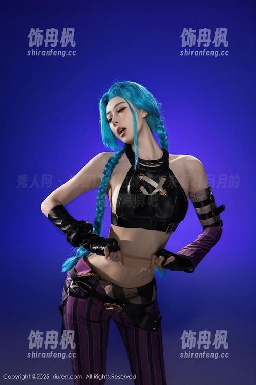 秀人网 - 想要这样的妹妹？来看林月月的高清写真吧