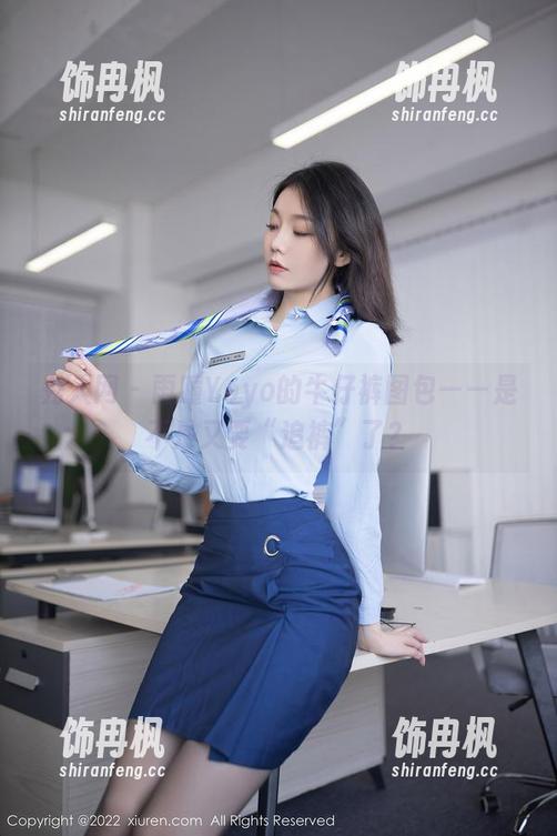 秀人网-雨瞳Yoyo 秀人网 - 雨瞳Yoyo的牛仔裤图包——是不是又要“追裤”了?