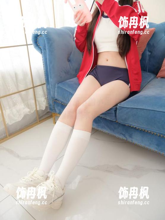 紧急企划 - HD画质下的小恩，JK经典的魔力，眼睛根本停不下来！