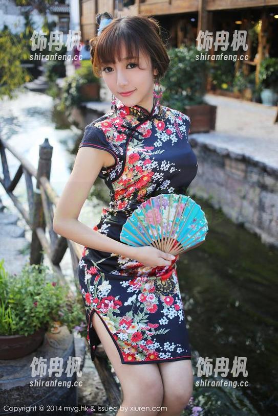 美媛馆 - 徐微微mia带你畅游图库：死库水似乎在召唤我，但我是不是喝多了？