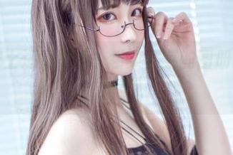 唔，是护士还是猎手？翎柒菜菜的图册太让人琢磨！