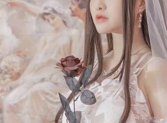 慢慢看，脱尾巴Mizuki的女孩们，在线图集里的线条，竟让我产生莫名的联想。