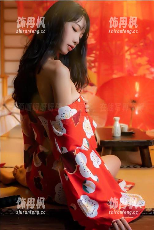 当西呱呀呀呀碰上洛丽塔，在线写真不聊套路只聊颜值