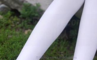 不喜欢毛衣的你可能得reconsider一下，西尔酱最新原图让人眼前一亮。