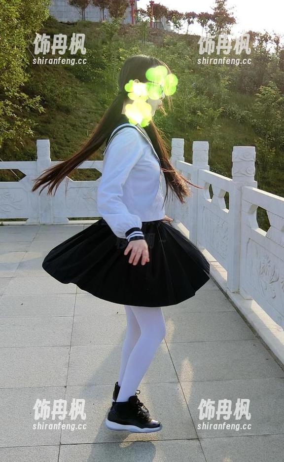 西尔酱最新白丝jk合集，真心不想把眼睛移开啊～