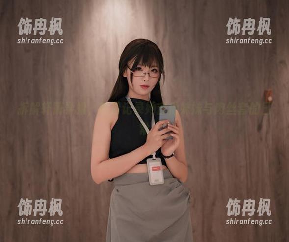 拆解轩萧学姐，高清记录她吉他妹妹与肉丝套的日常