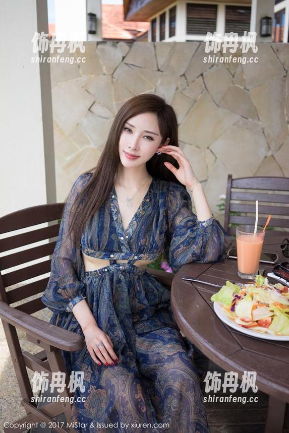 魅妍社 - 孙梦瑶V的吊带表现：美图中蕴藏的都是你的偏爱，不可小觑呢。